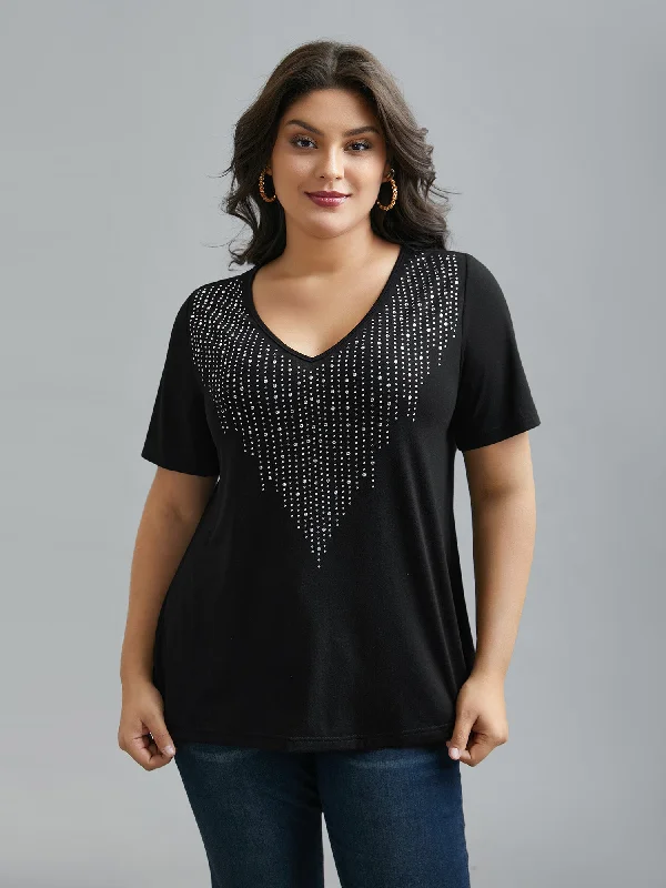 V-Neck Rhinestone Stretchy T-Shirt